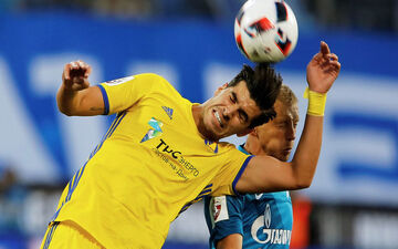 رسمی؛عزت‌اللهی راهی ردینگ انگلیس شد