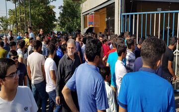 در آستانه شروع بازی؛مشکلی عجیب برای هواداران استقلال!