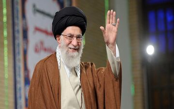 پویش بزرگ درخواست دیدار طلاب با رهبر معظم انقلاب/ طوماری با ۱۰۸۵۲ امضاء