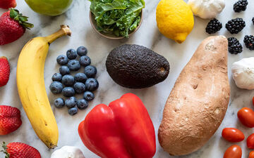  با این مواد غذایی به جنگ اُمیکرون بروید