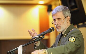 وزیر دفاع: خدمت‌رسانی‌های خالصانه سپاه دل هر ایرانی را سرشار از امید می‌کند