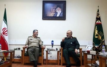ارتش و سپاه در راستای هدف واحد ،در حال ارتقای قدرت دفاعی هستند