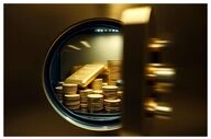زنگ خطر برای بازار طلا به صدا درآمد/ ریزش قیمت‌ها در راه است؟