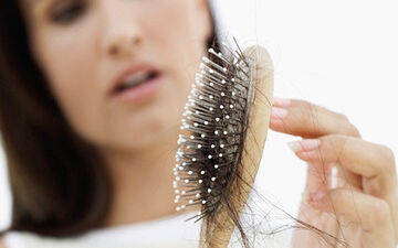چرا ریزش مو در تابستان بیشتر می شود؟