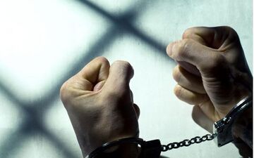 دستگیری 5 نفر از آتش‌زنندگان مسجد در نیشابور 