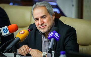 روزی ۴ میلیون بشکه نفت تولید می کنیم/ ۱۰۰ هزار چاه نفت کم بازده
