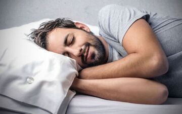 چطور مفید چُرت بزنیم؟+ اینفوگرافی