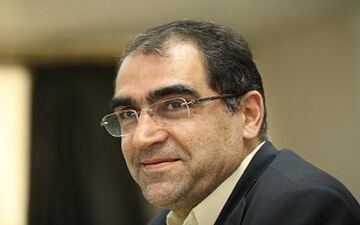 وزیر بهداشت وارد کرمانشاه شد