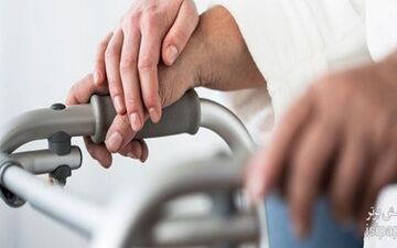 ارائه خدمات فیزیوتراپی و کاردرمانی مرکز توان‌بخشی هلال احمر در شیفت عصر