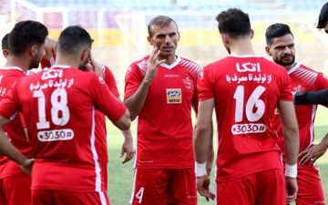 در نقد دفاعیات نامربوط کاپیتان پرسپولیس از دروازه‌بان تیمش
