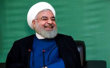 روحانی: در کشور ما لبخند هم مشکل دارد