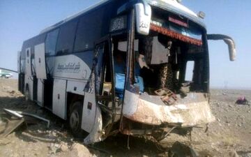  تصادف دو اتوبوس در کرمانشاه 7 کشته برجا گذاشت