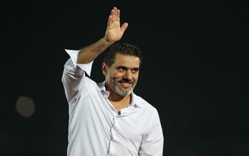 در خرم آباد با پیروانی با مشت و لگد استقبال کردند