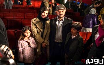 
لیلا حاتمی، علی مصفا و فرزندانشان در یک قاب
