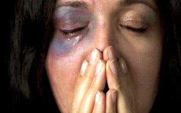  ۲۰ سال را هرروز با کتک خوردن سپری کردم!