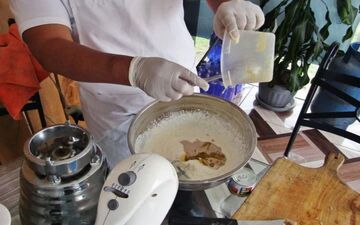 تولید بستنی با طعم خوکچه هندی