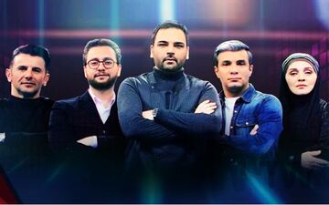  162 در انتظار دستان مجری و داوران برنامه عصر جدید