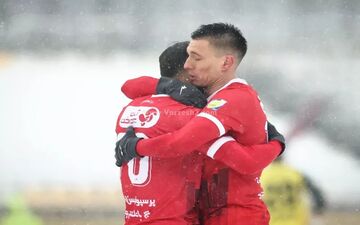 نه پرسپولیس به پیشنهاد خارجی مهاجمش