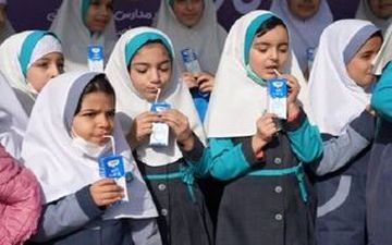 اهمیت میان وعده مناسب برای دانش آموزان

