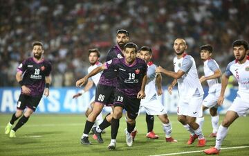 بررسی دلایل خوب بازی نکردن پرسپولیس؛ از جدایی ستاره‌ها تا چمن مصنوعی
