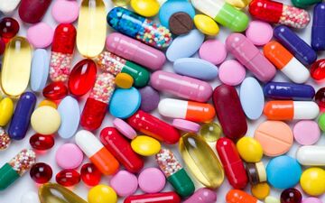  اختصاص 300 میلیارد تومان برای پرداخت بدهی شرکت های دارویی