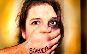 تظاهرات زنان در مادرید علیه خشونت خانگی
