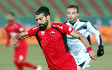 هواداران استقلال خواهان بازیکن اخراجی پرسپولیس