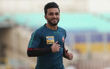 هافبک پرسپولیس کرونا گرفت