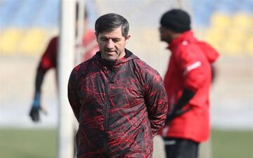 جذب سرمربی قطعی است؛ کریم باقری تمایلی به هدایت پرسپولیس ندارد