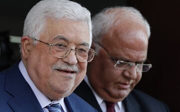محمود عباس پیروزی اسد را تبریک گفت
