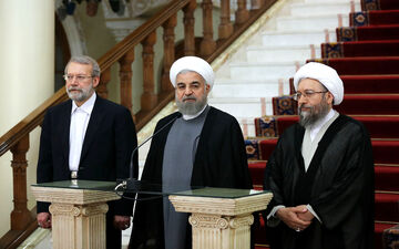 روحانی پس از نشست سران سه قوه اعلام کرد،از فردا همه روزهای دولت برای "بودجه" خواهد بود

