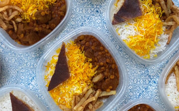 طرز تهیه خورش قیمه نذری برای ۲۰۰ نفر با طعمی جاافتاده و حرفه‌ای
