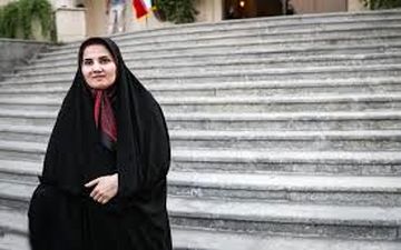  پوشش جدید و دیده نشده خانم معاون حسن روحانی