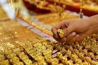 افزایش قیمت طلا جهانی در پی تضعیف دلار و انتشار داده‌های تورم