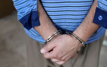 عامل آتش زدن خودروهای شخصی در بوشهر دستگیر شد