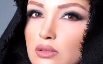 سلفی آینه ای روناک یونسی با پوشش و حجاب متفاوت