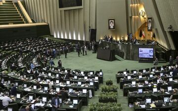 نمایندگان مجلس مصادیق تخلف کارکنان اداری شورای حل اختلاف را تعیین کردند