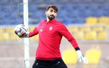 اقدام فوری تماشاگران پرسپولیس بعد از سوتی بیرانوند | ترس و لجبازی عجیب تیم داوری
