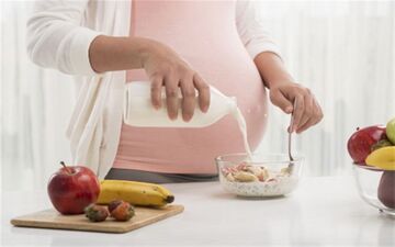 تغذیه هدفمند؛ کلید آرامش مادر در دوران استراحت مطلق