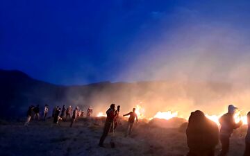 آتش سوزی پنج هکتار از مراتع قوشخانه شیروان / حریق مهار شد