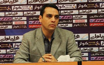 پرده برداری فتاحی از دلیل نبود هواداران استقلال در بازی با تراکتورسازی