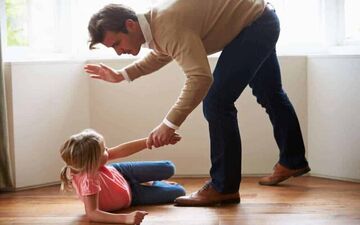 تاثیر کتک خوردن بر مغز کودک