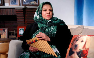 بازیگر زنی که از هنرستان موسیقی پا به دنیای هنر گذاشت
