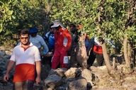 نجات مصدوم ۲۷ ساله پس از سقوط از ارتفاعات شاهو 