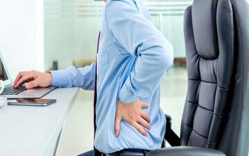 هشدار ! آرتروز کمر با این علایم به سراغ تان می آید 