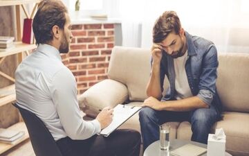 این علائم نشان می‌دهد به روانشناس نیاز دارید