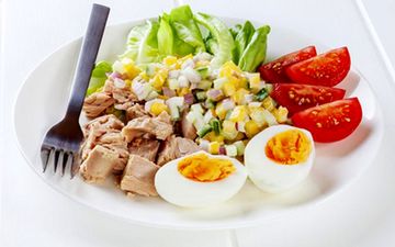 کاهش وزن سریع با رژیم تخم مرغ + مزایا و معایب
