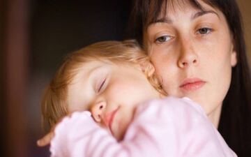 دلتنگی برای زندگی قبل از مادر شدن طبیعی است؟
