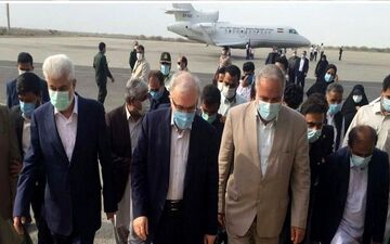 وزیر بهداشت وارد چابهار شد