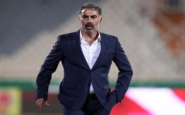 سرمربی استقلال دلیل عصبانیت کاپیتان را فاش کرد 